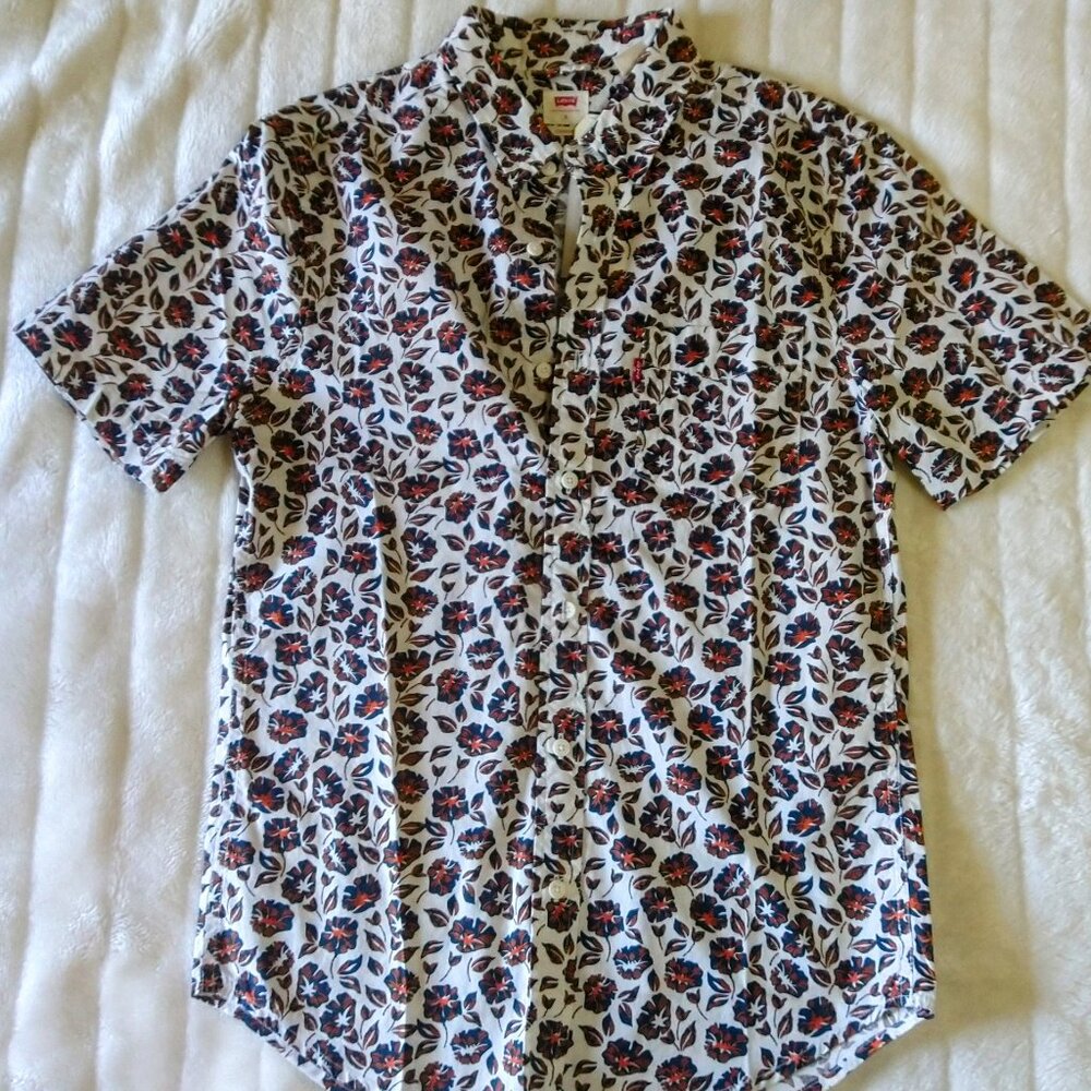 😄💞 💞😄 Levi's Shirt